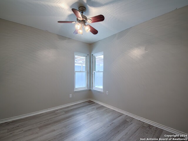 Image 19 of 24 For 9824 Meadow Way