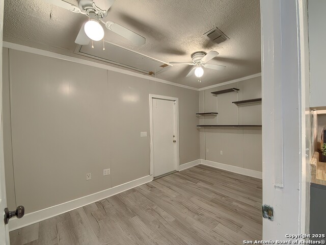 Image 20 of 24 For 9824 Meadow Way