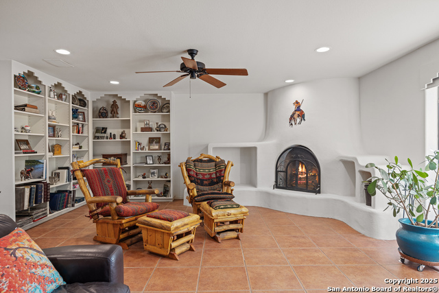 Image 12 of 49 For 1158 Orchard Park