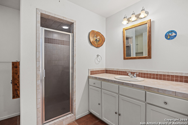 Image 18 of 49 For 1158 Orchard Park