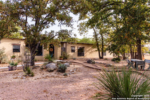 Image 3 of 49 For 1158 Orchard Park