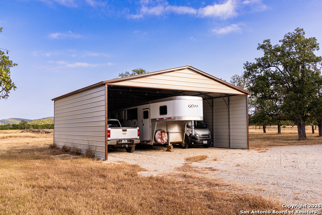 Image 30 of 49 For 1158 Orchard Park