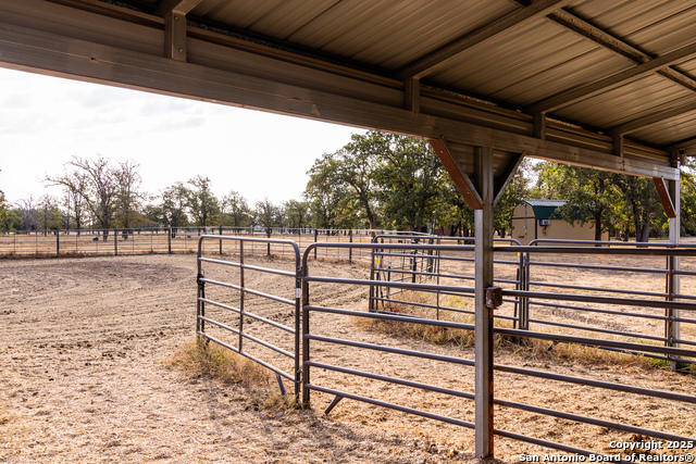 Image 34 of 49 For 1158 Orchard Park