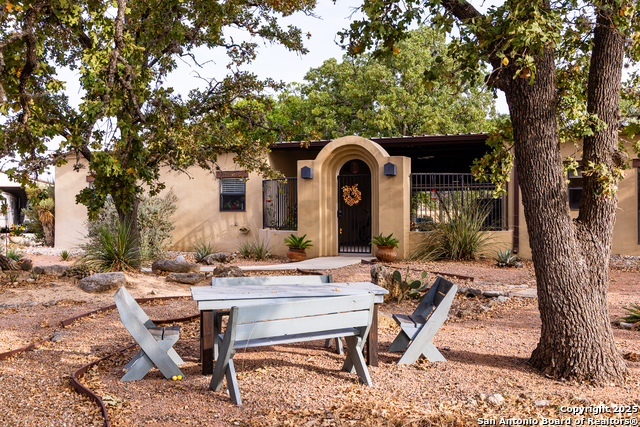 Image 4 of 49 For 1158 Orchard Park