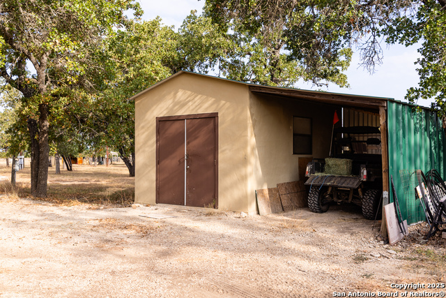 Image 40 of 49 For 1158 Orchard Park