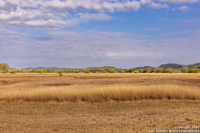 Image 47 of 49 For 1158 Orchard Park