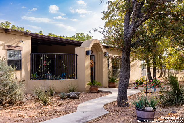 Image 6 of 49 For 1158 Orchard Park