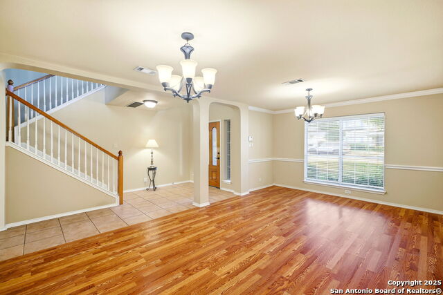 Image 11 of 51 For 9723 Dahlia  