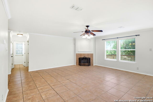 Image 16 of 51 For 9723 Dahlia  