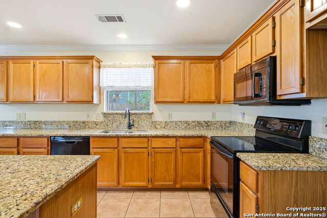 Image 25 of 51 For 9723 Dahlia  