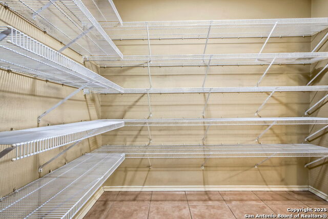 Image 26 of 51 For 9723 Dahlia  