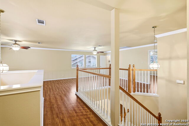 Image 28 of 51 For 9723 Dahlia  