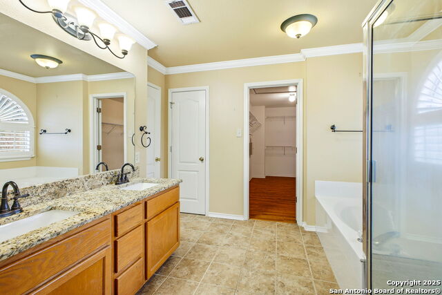 Image 31 of 51 For 9723 Dahlia  