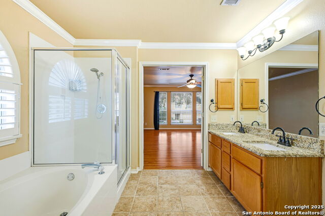 Image 32 of 51 For 9723 Dahlia  