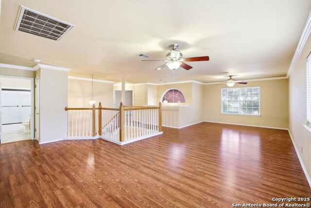 Image 36 of 51 For 9723 Dahlia  