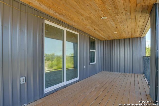 Listing photo id 19 for 185 Hidden  