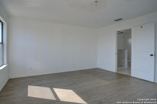 Listing photo id 24 for 185 Hidden  