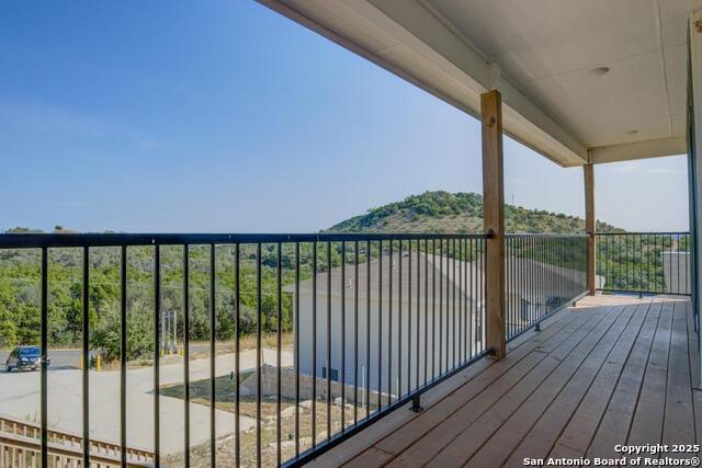 Listing photo id 27 for 185 Hidden  