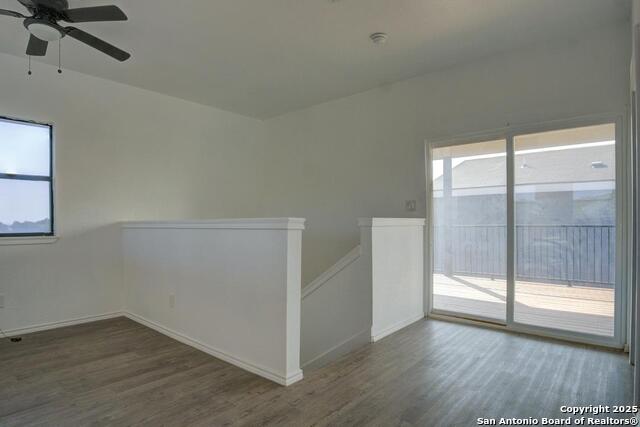 Listing photo id 33 for 185 Hidden  