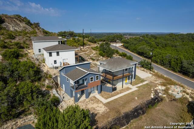 Listing photo id 2 for 185 Hidden  