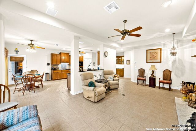 Image 14 of 76 For 130 Grey Mist