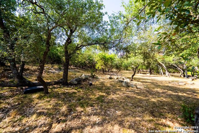 Image 47 of 76 For 130 Grey Mist