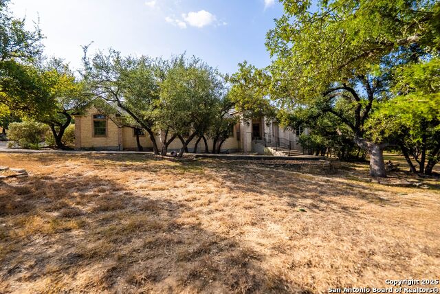 Image 5 of 76 For 130 Grey Mist