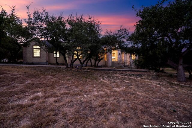 Image 75 of 76 For 130 Grey Mist