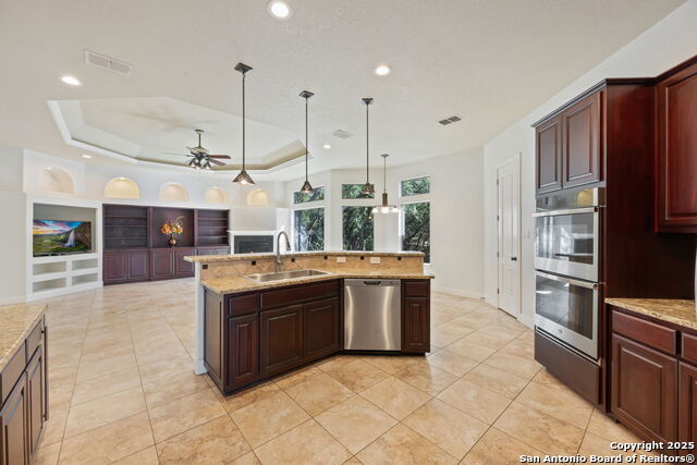 Image 10 of 44 For 3015 River Way