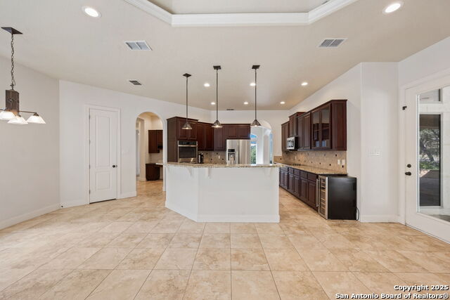 Image 17 of 44 For 3015 River Way
