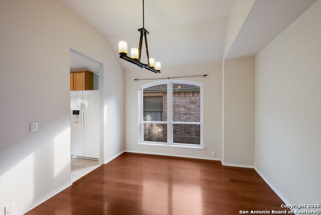 Image 17 of 30 For 2227 Encino Lake