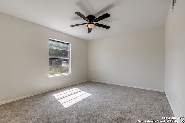 Image 11 of 25 For 6123 Farragut Dr.