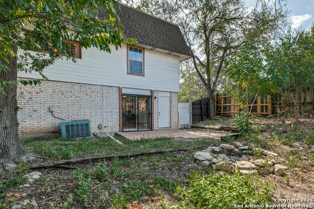 Image 23 of 25 For 6123 Farragut Dr.