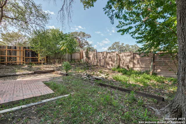 Image 24 of 25 For 6123 Farragut Dr.