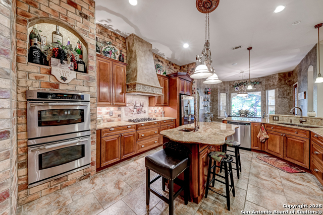 Listing photo id 24 for 1700 Frontier