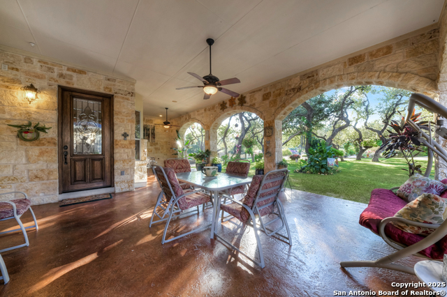 Listing photo id 45 for 1700 Frontier