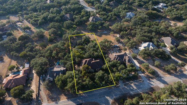 Listing photo id 65 for 1700 Frontier