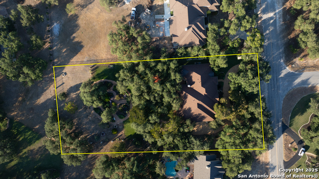 Listing photo id 68 for 1700 Frontier