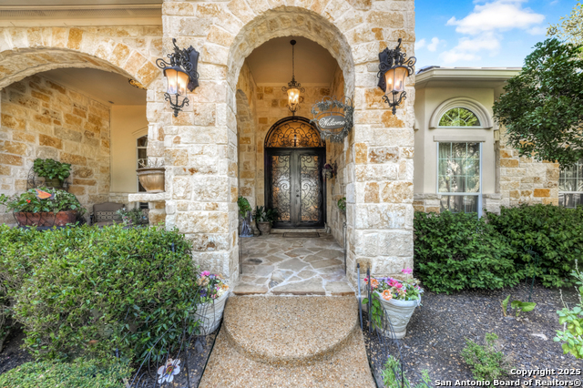 Listing photo id 6 for 1700 Frontier