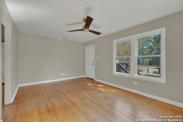 Image 6 of 29 For 511 Wright