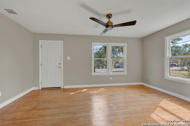 Image 7 of 29 For 511 Wright