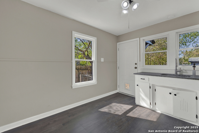 Image 9 of 29 For 511 Wright