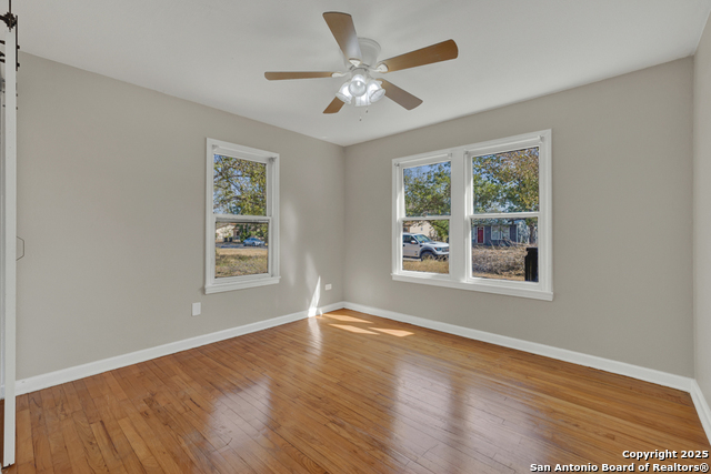 Image 15 of 23 For 511 Wright