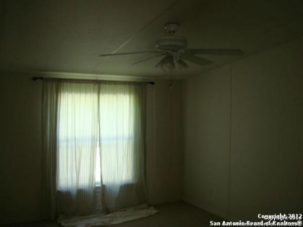 Image 2 of 8 For 402 Sligo  