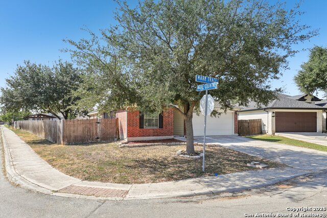 Image 3 of 45 For 9103 Mare Trace