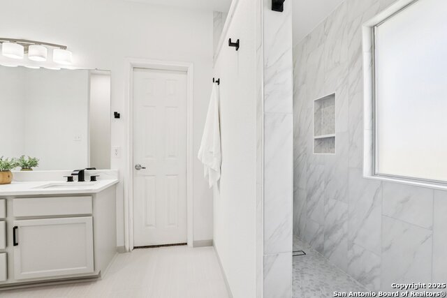 Image 31 of 45 For 9103 Mare Trace