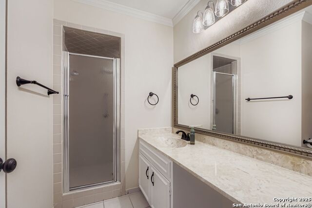 Listing photo id 14 for 7500 Callaghan  Apt 260