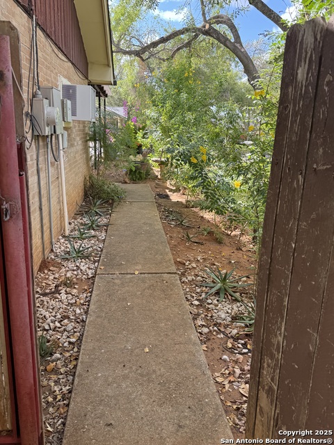 Image 15 of 32 For 363 William  