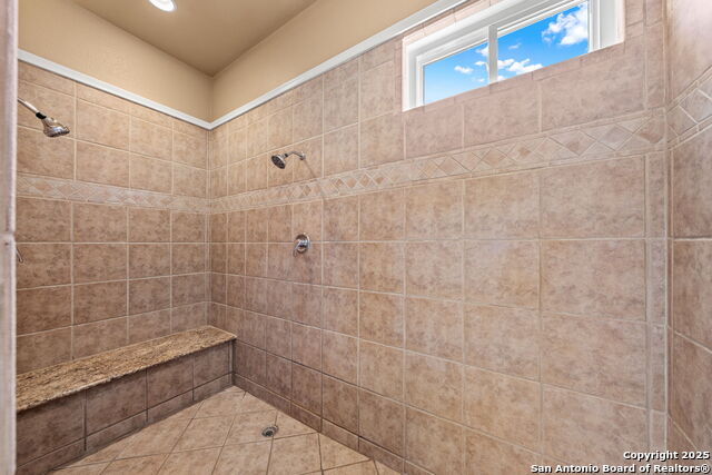 Image 21 of 49 For 377 Waterstone Parkway