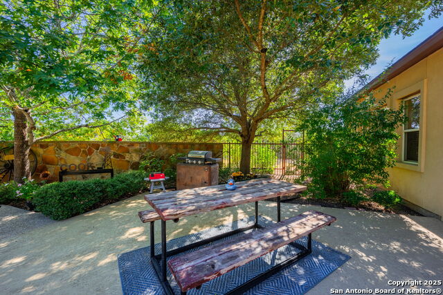 Image 32 of 49 For 377 Waterstone Parkway